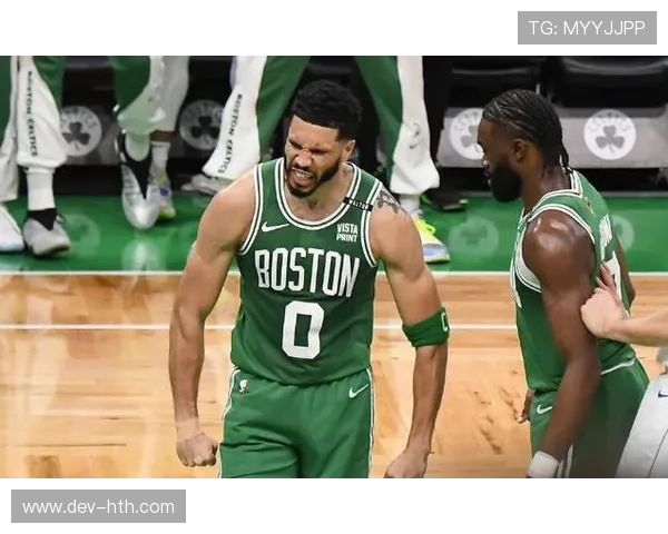 凯尔特人组建塔图姆布朗特雷杨三巨头冲击总冠军新篇章